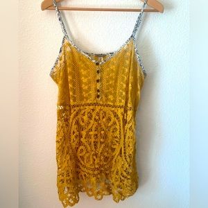 Beautiful gold detailed cami-LARGE
